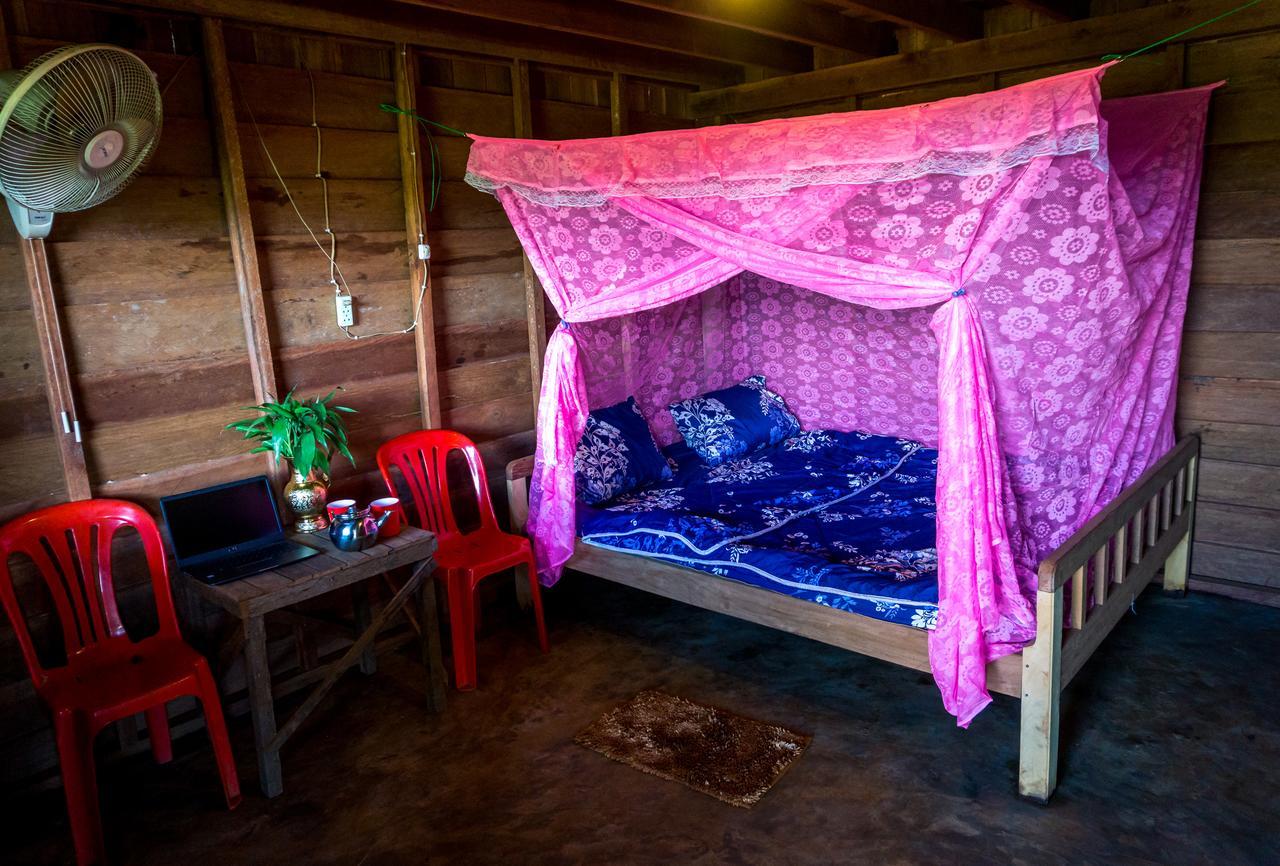 Mr Pov Home Stay Banlung Екстериор снимка